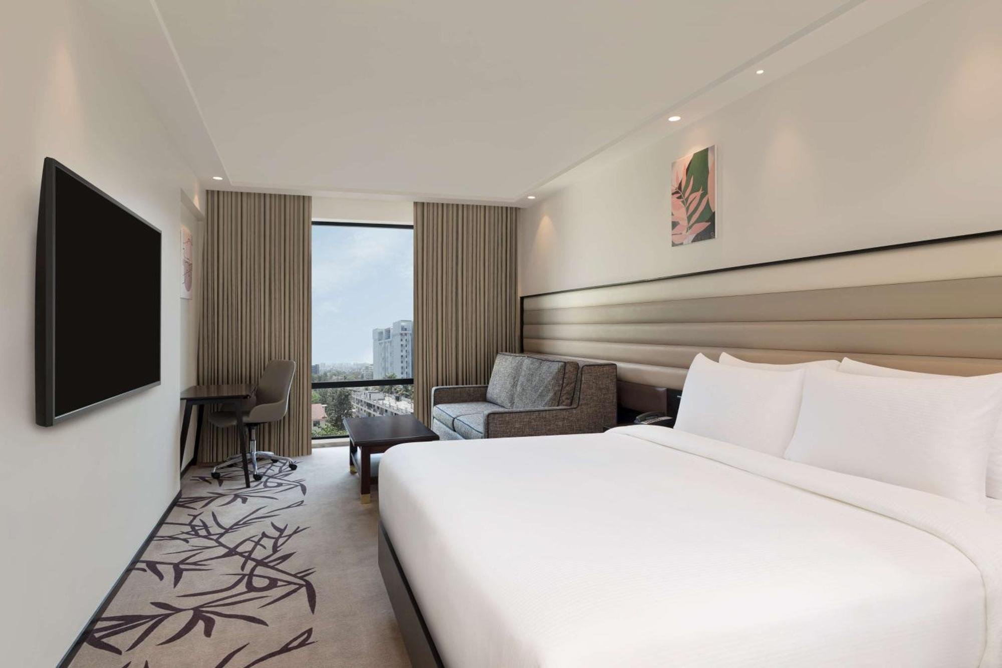 Hilton Garden Inn Pune Hinjawadi Pimpri-Chinchwad Exterior photo